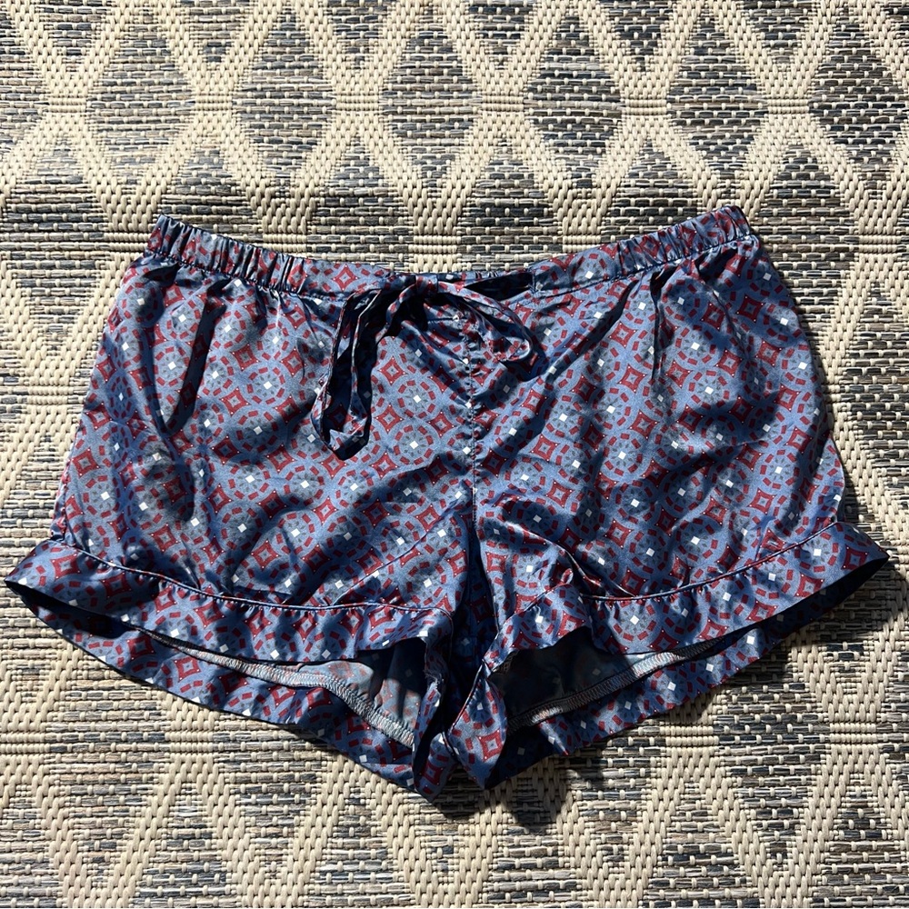 ๐ 3/$30 Sam Edelman Blue abstract pajama shorts